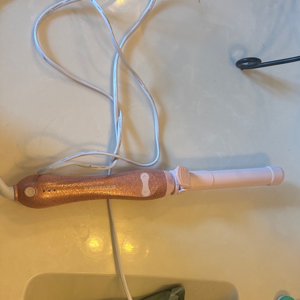Rose Gold Curling Iron Beachwaver B1